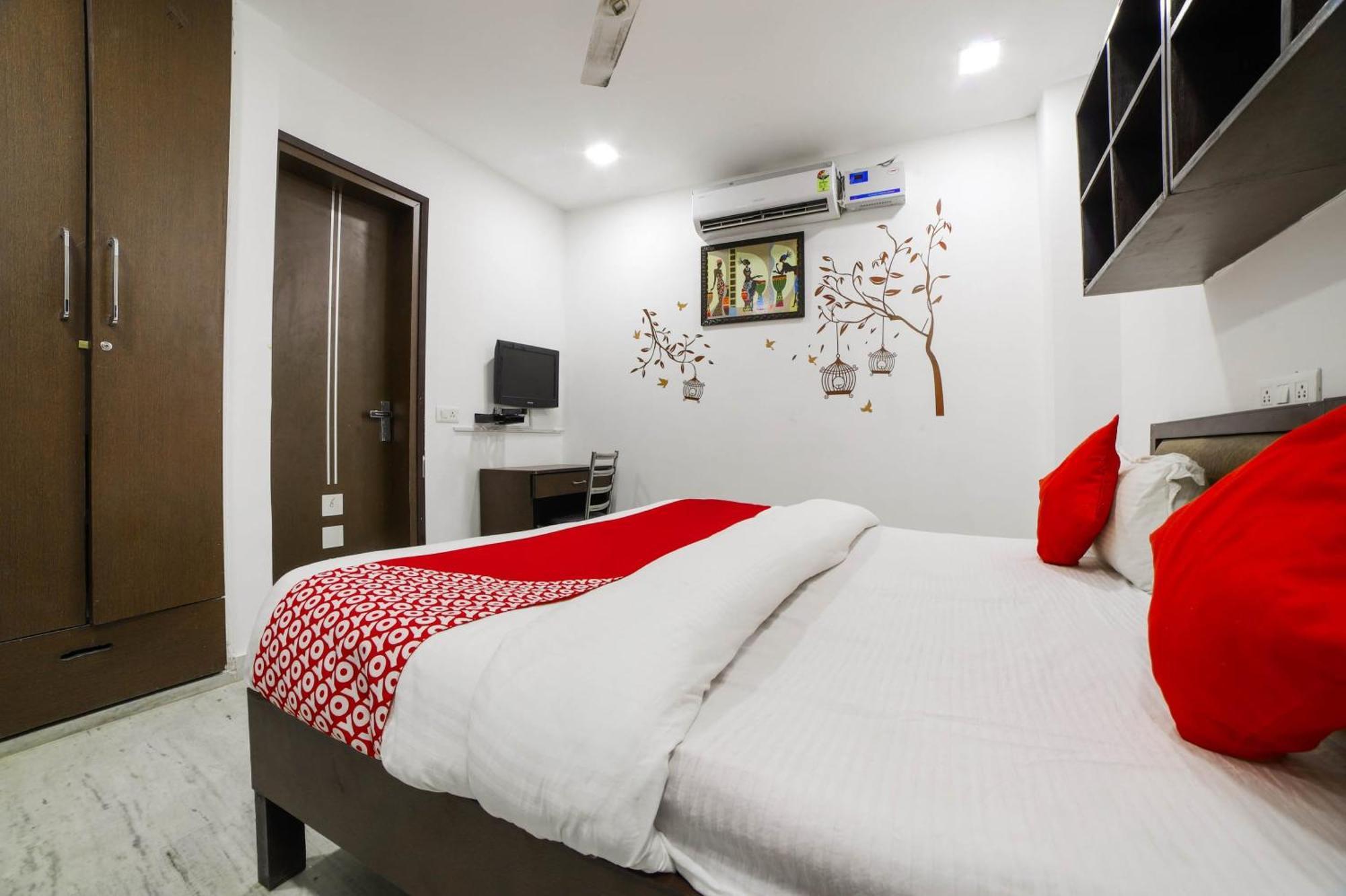 Hotel Seven S 德里 外观 照片